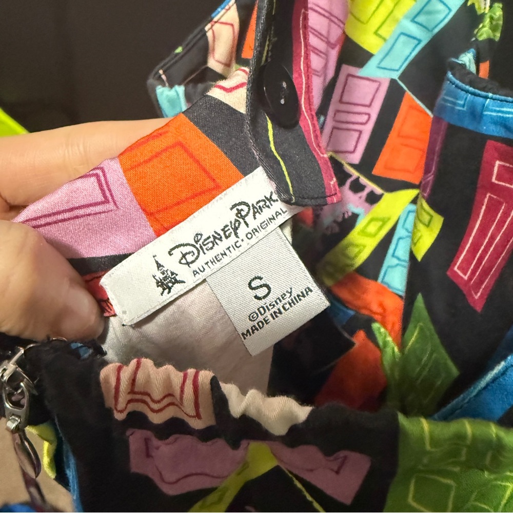 Disney Multicolor Geometric Pattern Apparel - Picture 4 of 4